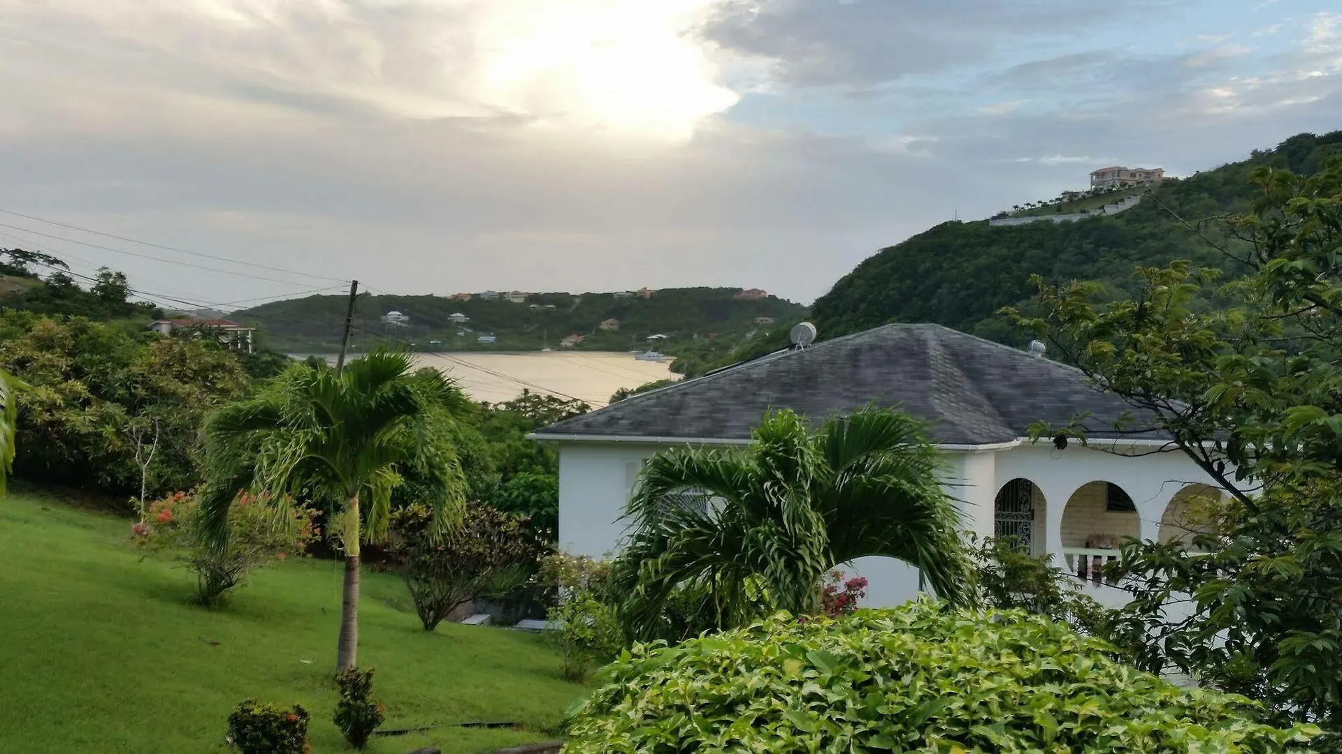 Grenada Holiday Apartment contacts